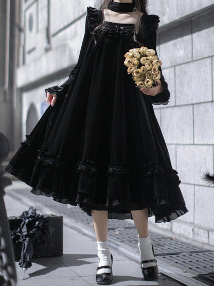 Black Swan French Retro Square Collar Velvet Elegant Dress + Belt + Ribbon [Reserved Item].