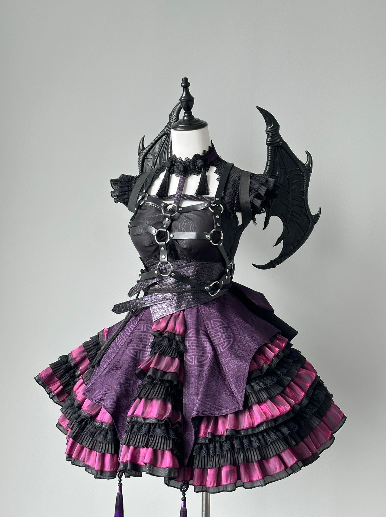 [Deadline for reservations: April 29] Dark Dragon Gothic Chinese Lolita