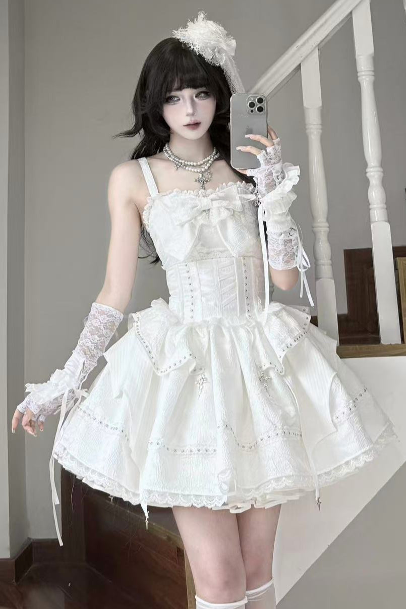 ホワイトゴシックスリムチューブトップスカートセットアップ