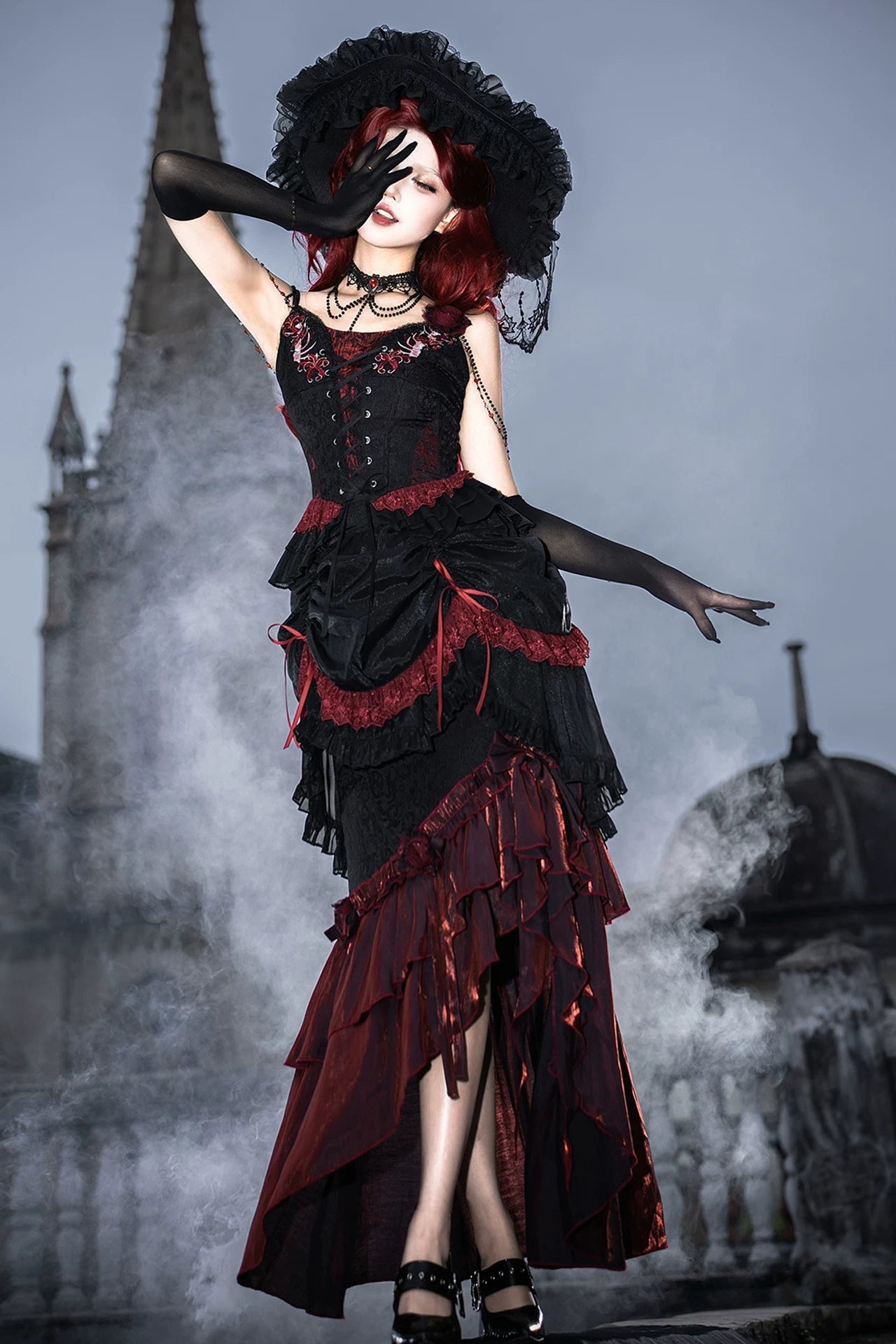 [Pre-order] Red and Black Dark Gothic Lolita Ruffle Slit Long Skirt + Pull-Up Overskirt