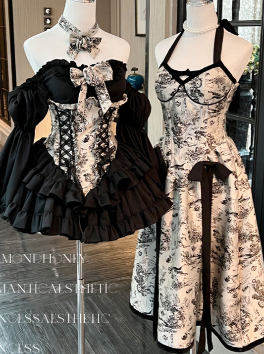 シックモードワンピース+リボンアクセアリー+ネックレス