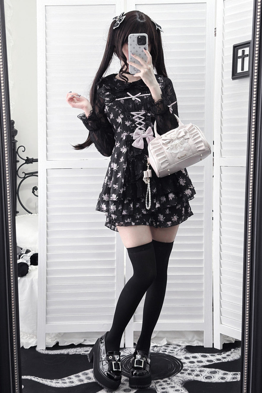【10月28日予約締切】Pink/White/Black/White 4-Piece Set: Floral Tiered Lace Long-Sleeve Dress + Shorts + Pair of Ribbon Hair Clips + Bow Tie