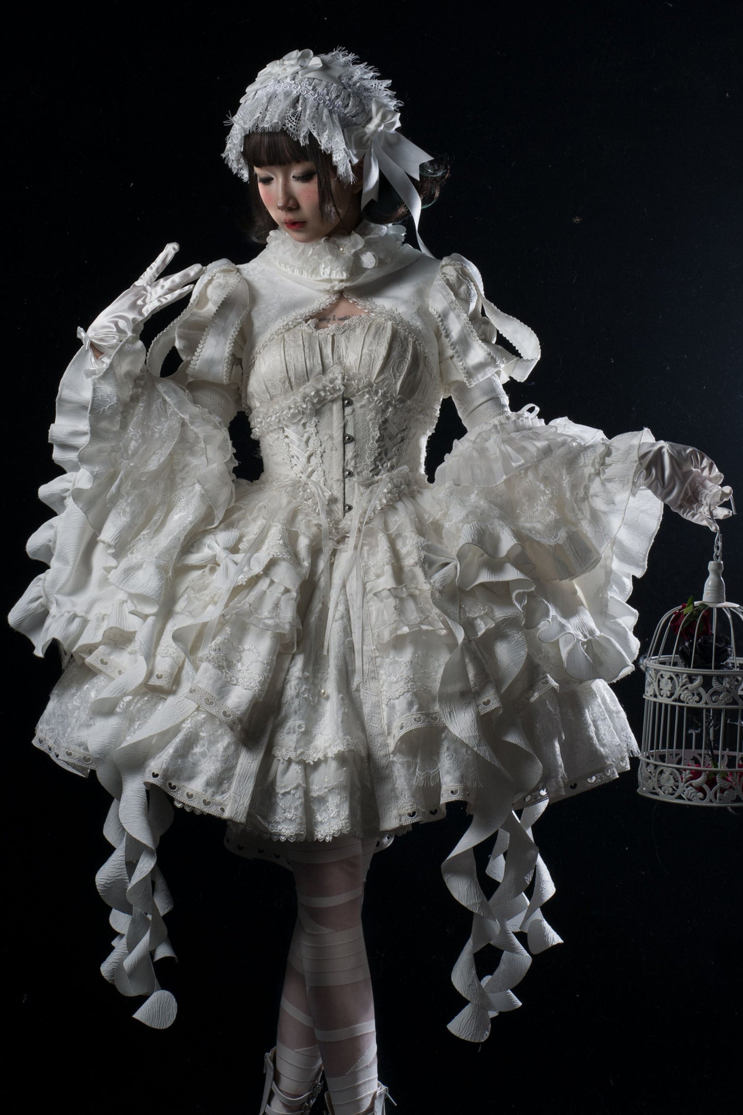 [Deadline for reservation: February 27th] Sword in the Stone Gothic Lolita Dress Suit Complete