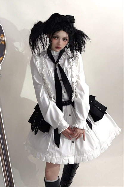 【11月6日予約締切】White/Black Gothic Lolita Drawstring Frill Strap Doll Dress