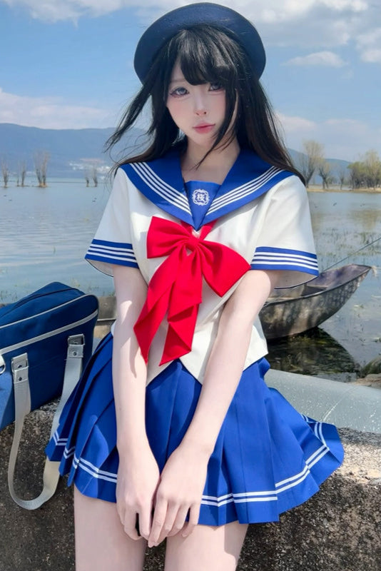 ポップヒロインセーラー服+プリーツスカート