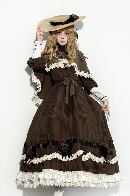 【12月23日予約締切】トワイライトレインロマンティックローズハイネックカラー付きフリルケープ