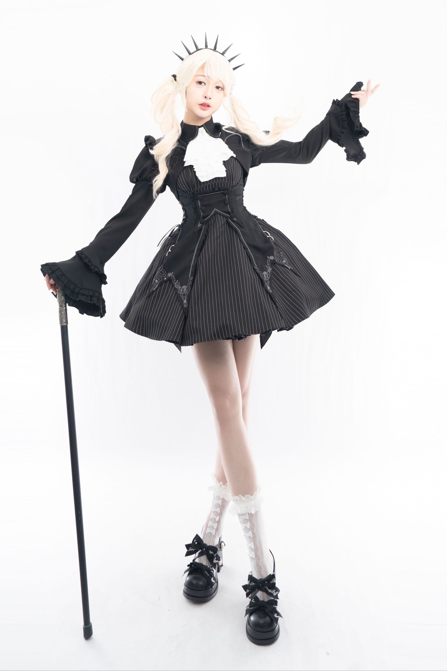 [Reservation Deadline: March 29] Elegant Gothic Punk Series Striped Dress + Jabot Faux Collar