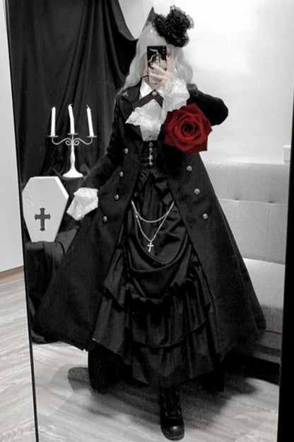 [November 8 Reservation Deadline] Gothic Vampy Annoble Elegant Court