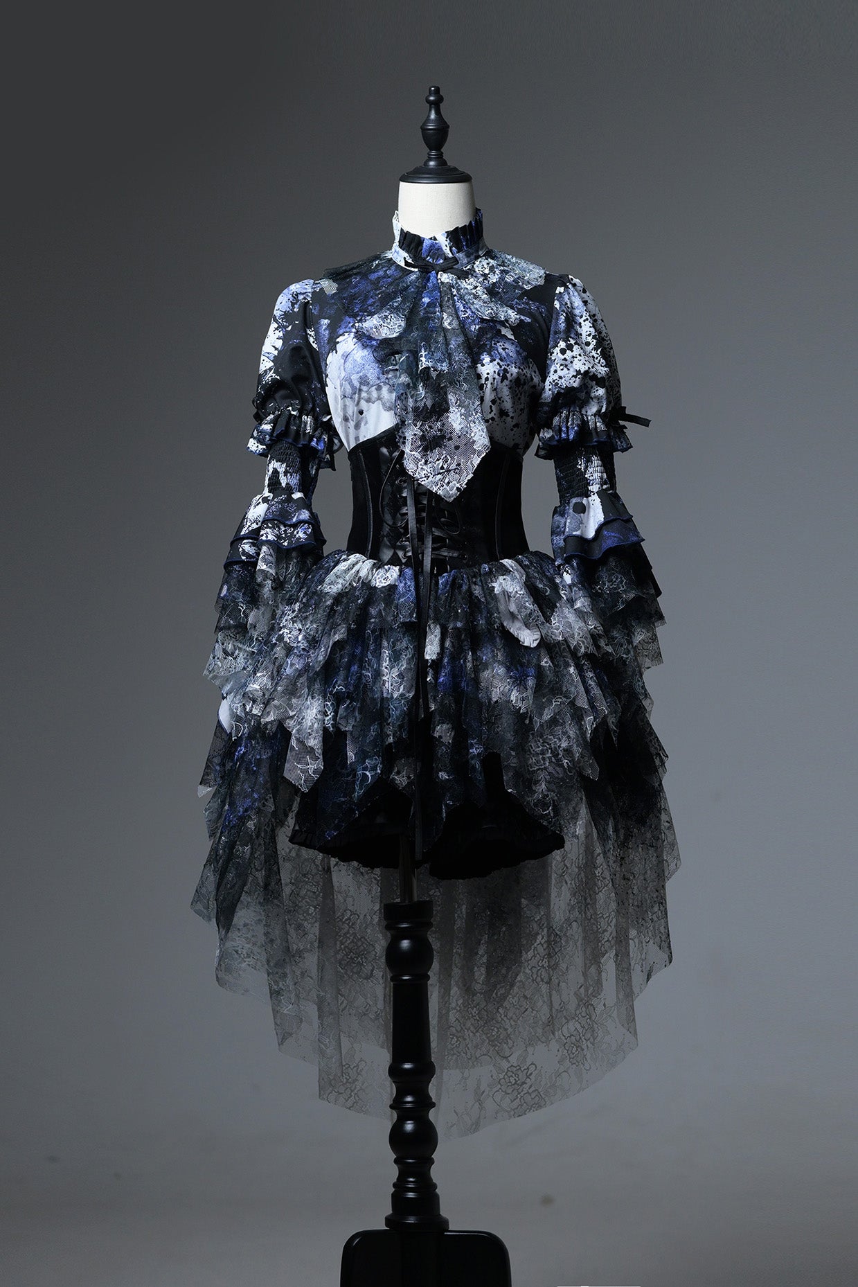 【予約商品】Bloodstainedチュールトレーンコルセットスカート