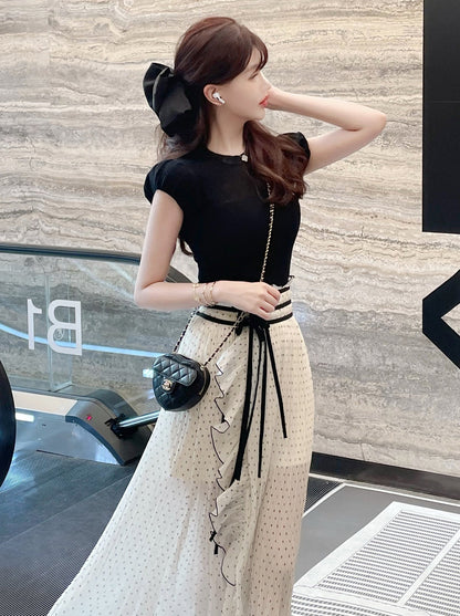 [Reservations] Irregular Slit Design Dot Long Skirt