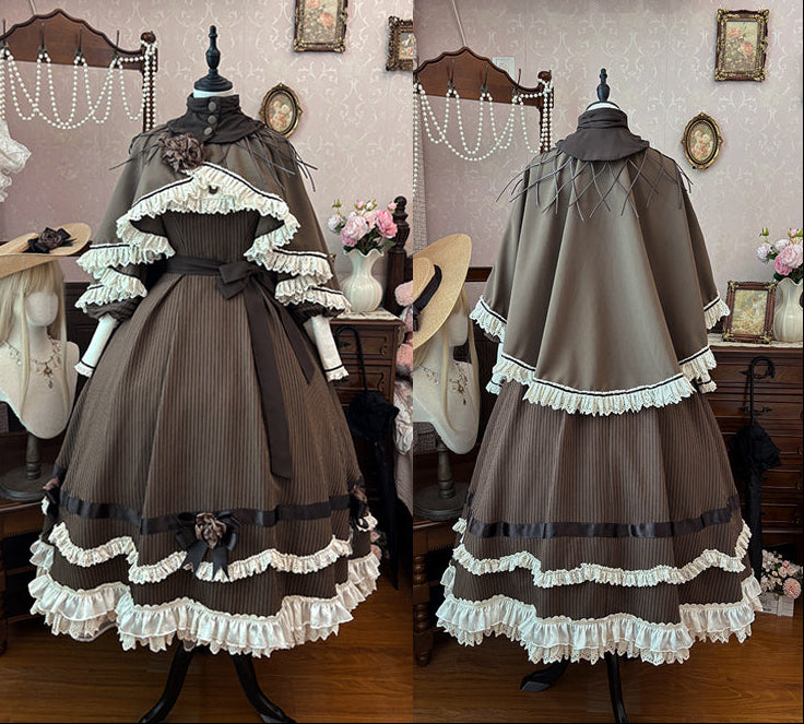 【12月23日予約締切】トワイライトレインロマンティックローズハイネックカラー付きフリルケープ