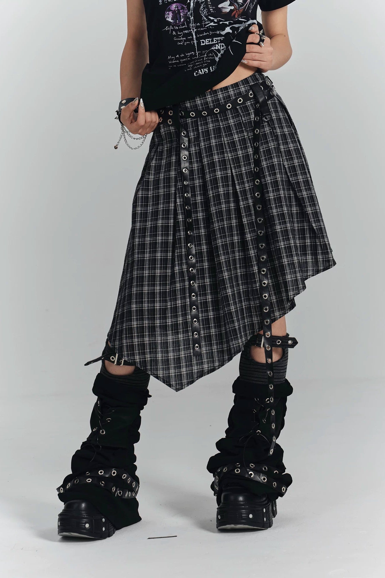 ゴシックプチェックアシメスカート