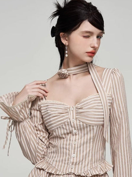 ストライプレーススクエアカラーシャツ＋ティアードスカートセットアップ