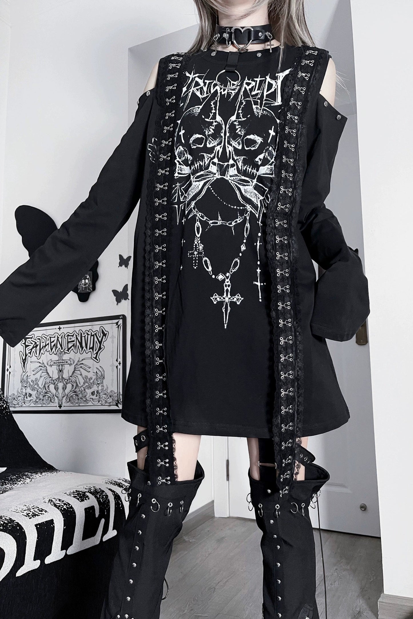 ダブルスカルサブカルチャーダークルーズオフショルダートップス