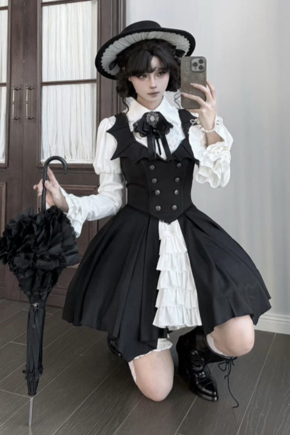 [Pre-order Deadline: October 29] Gothic Vampire Butler White Lace Flare Sleeve Shirt + Bat Collar Ruffle High-Low Lolita JSK Dress Set + Jewel Bow Tie