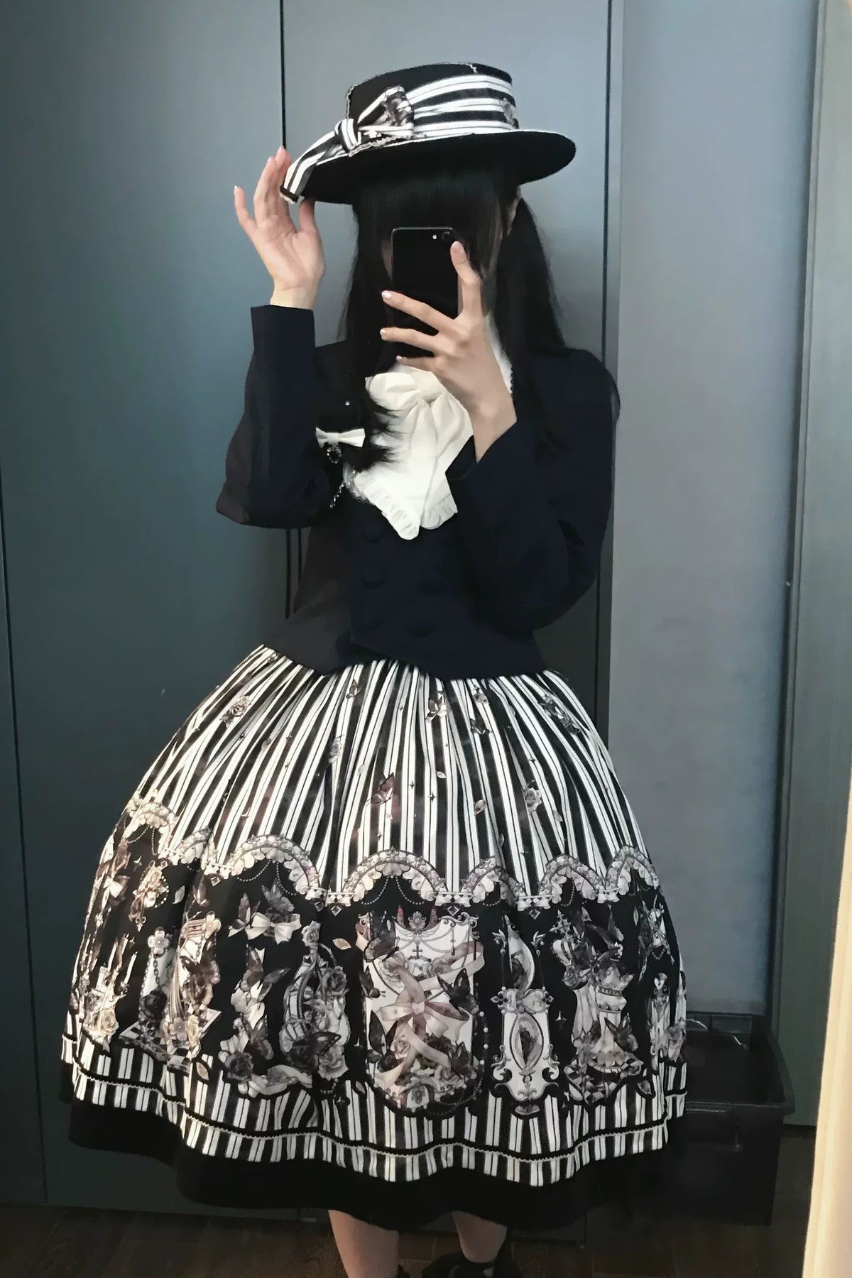 【10月3日予約締切】Black/White Elegant Gothic Series Accessories(Black Butterfly Print Striped Ribbon Hat, Black Rose Ribbon Brooch, Ribbon KC, Hair Clip Pair, Bonnet)