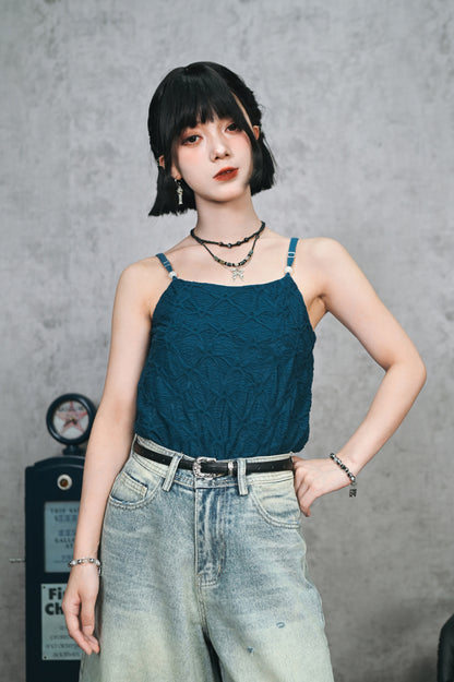 Mode Design Textured Sleeveless Top