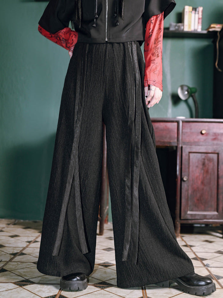 Gilded black textured dark wide leg