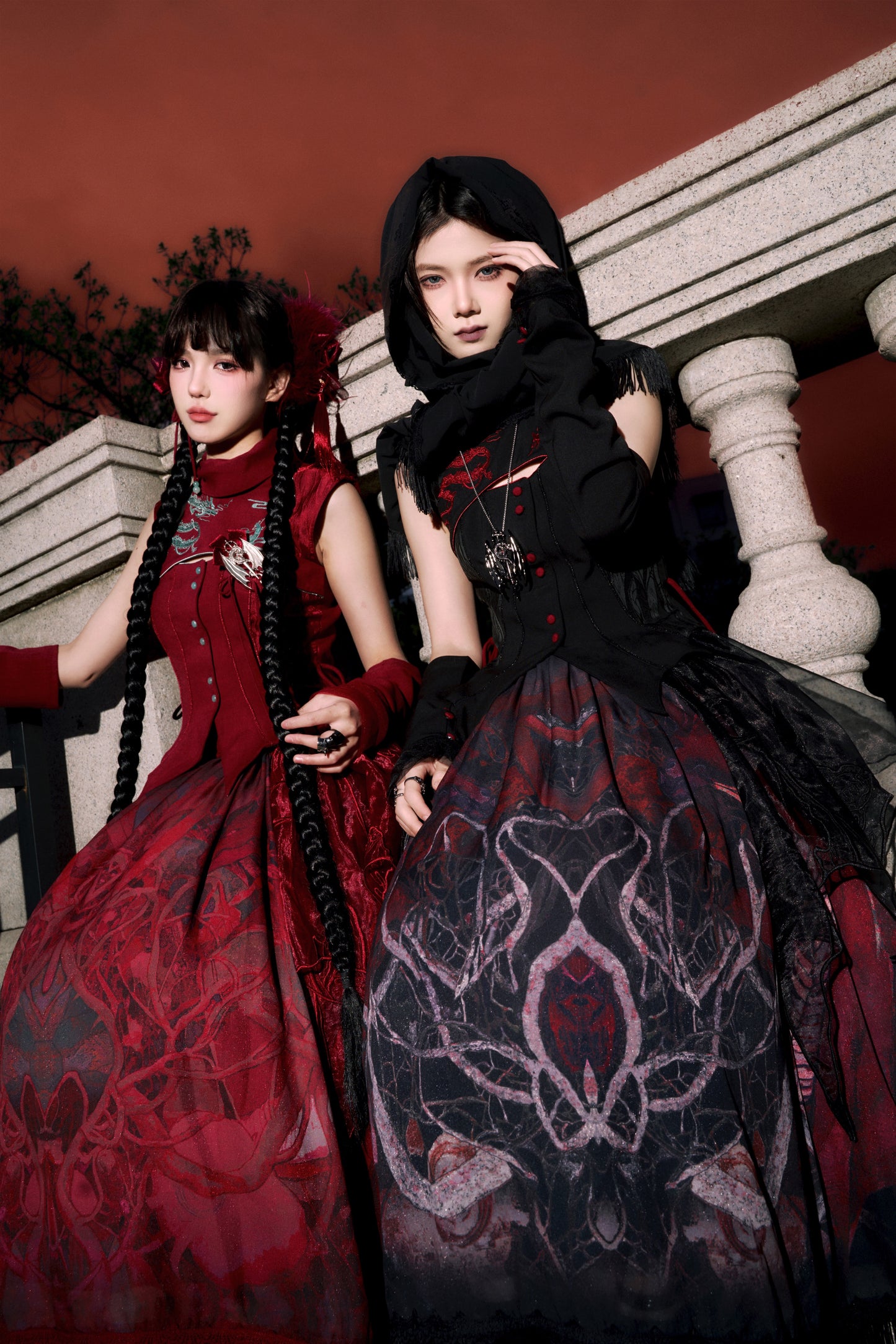 [Deadline for reservations: February 26th] Red Dragon x Black Dragon x Purple Snake Lolita China Gothic Setup