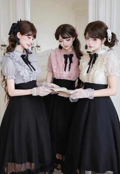 Klassisches Prinzessinnen-Langkleid + Schleifenaccessoire mit Strasssteinen