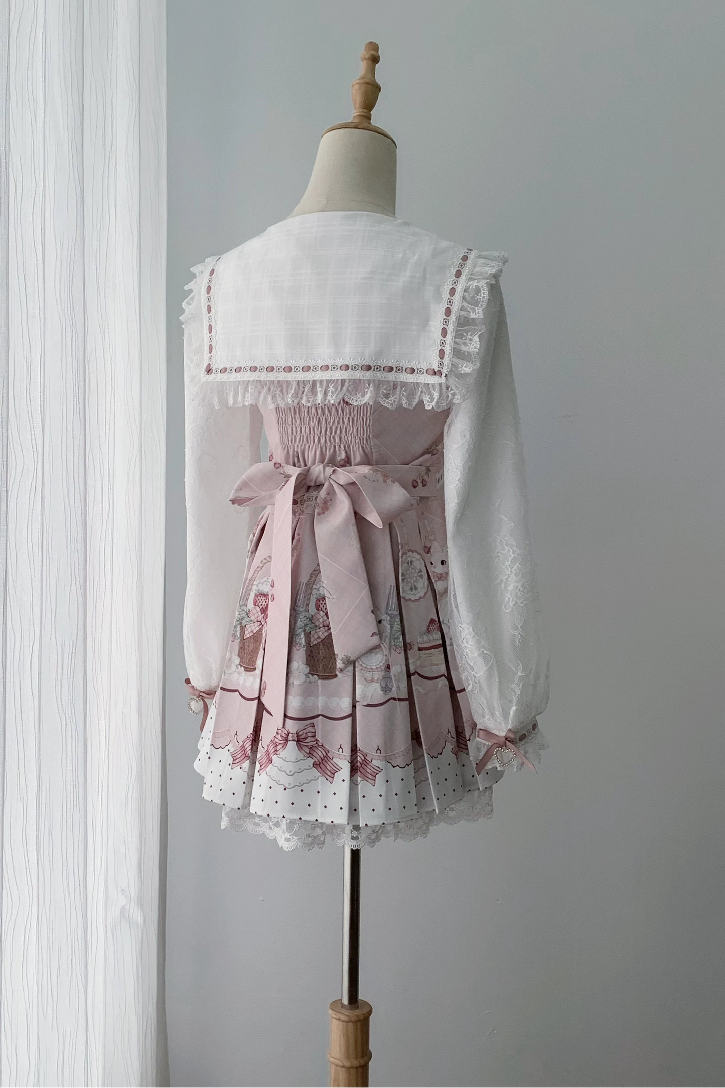 【8月30日予約締切】Pink and white rabbit print lace sailor collar Op dress +pleated dress skirt set＋ 3 Styles of Bow Tie Available
