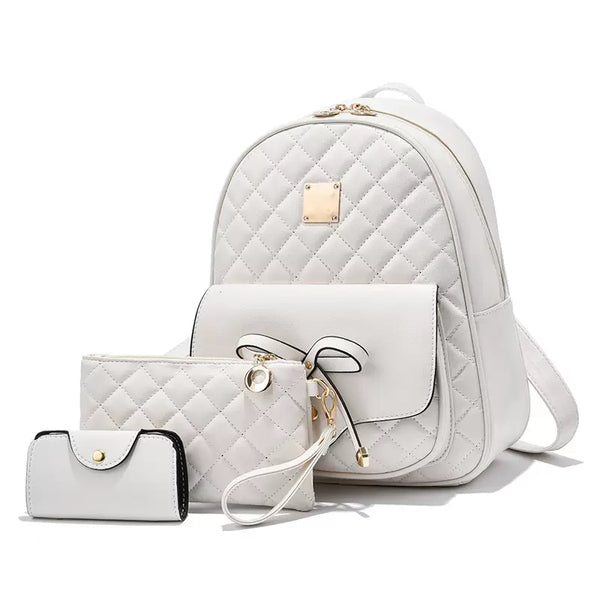 Novelty with purchase of 30,000 yen or more] Quilted backpack + pouch + case 3-piece set