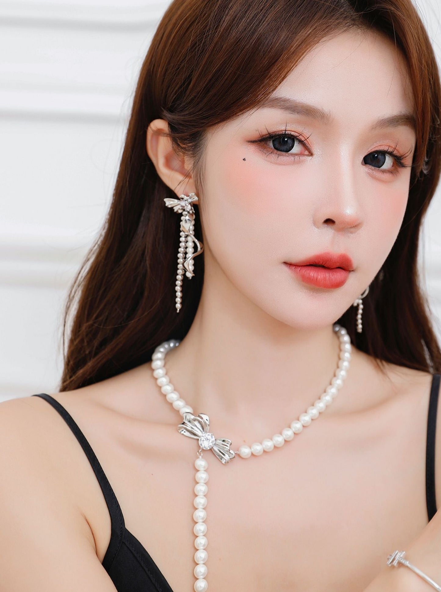 Silver Ribbon Pearl Necklace + Earrings