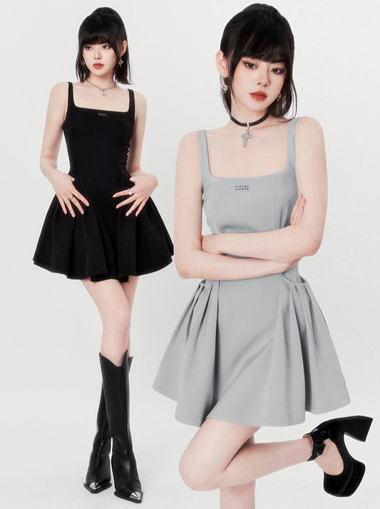 ホットガールブラック&グレースクエアネックフレンチハイエンドサスペンダードレス