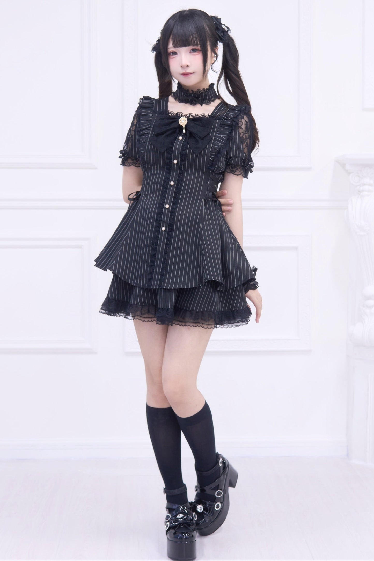 Mine striped lace puff sleeve top + short skirt