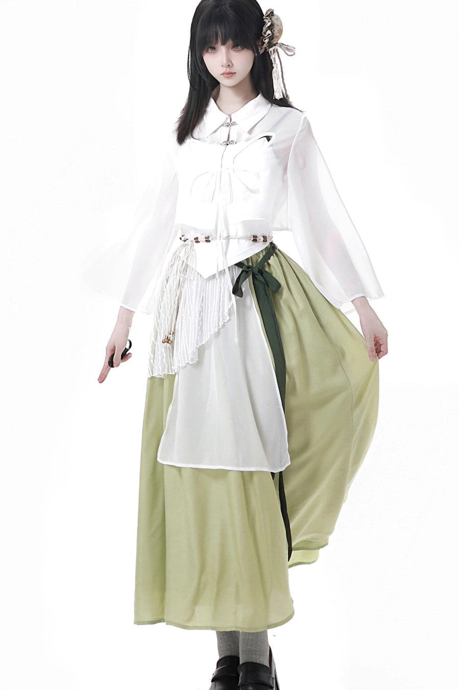 シフォンチャイナシャツ＋キャミソール＋ショートスカート＋ロングスカート＋レッグウォーマー