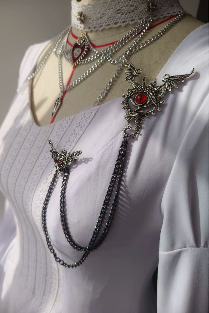 [Termine prenotazione 30 maggio] Abito gothic lolita bianco e nero con maniche svasate + sopragonna a corsetto rialzabile con croci + set completo