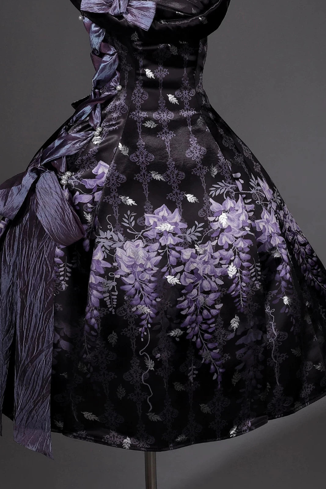 【10月4日予約締切】Black Purple/White Purple Floral Elegant Lolita Satin Side Ribbon Dress