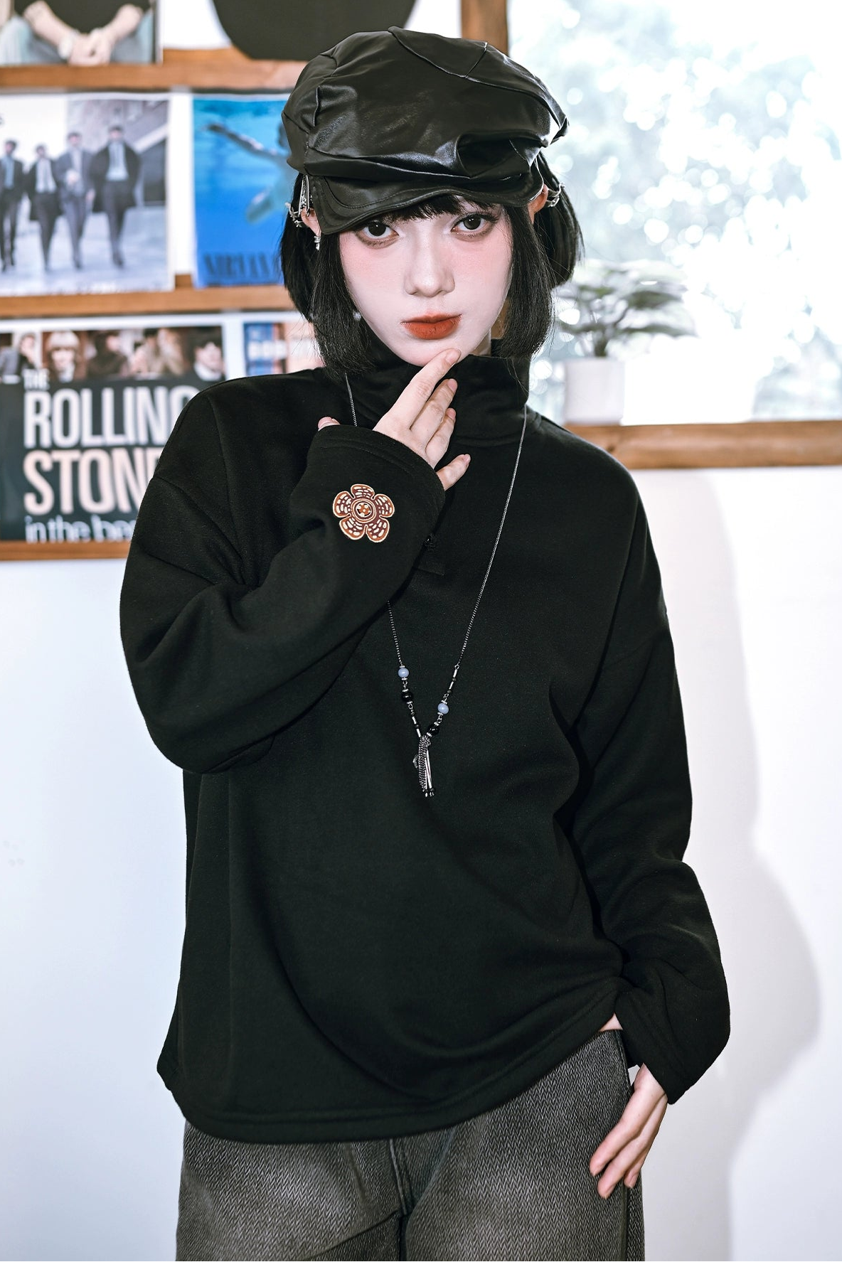 タンドカラーダークモードトップス