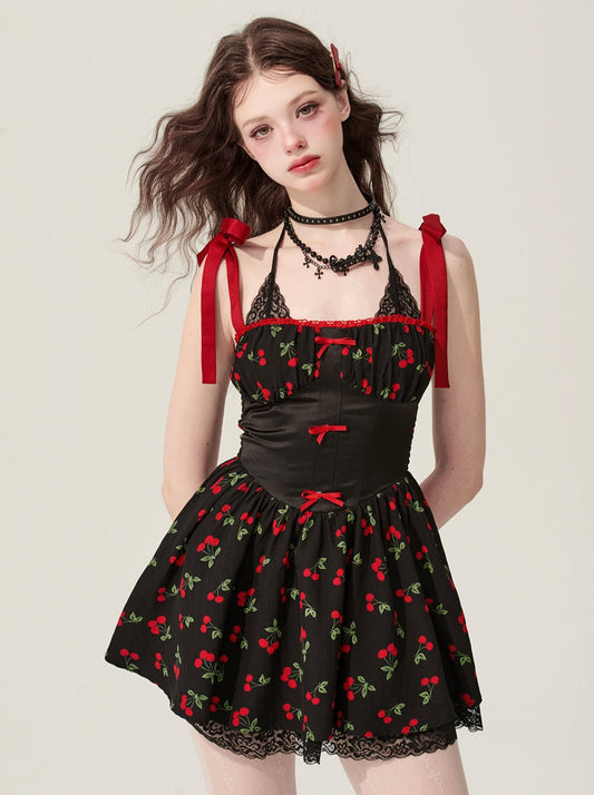 [May 31st at 20 o'clock] less eye small cherry black floral halterneck dress women's summer puffy skirt