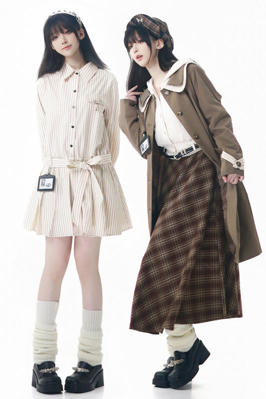 メープルトレンチコート+フードトップス+チェックスカート+シャツドレス