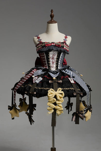 [Vorbestellung bis 16. März] Castle Lolita Oberteil + Rock + Reifrock + Accessoires