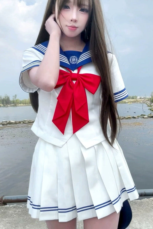 ポップヒロインセーラー服+プリーツスカート
