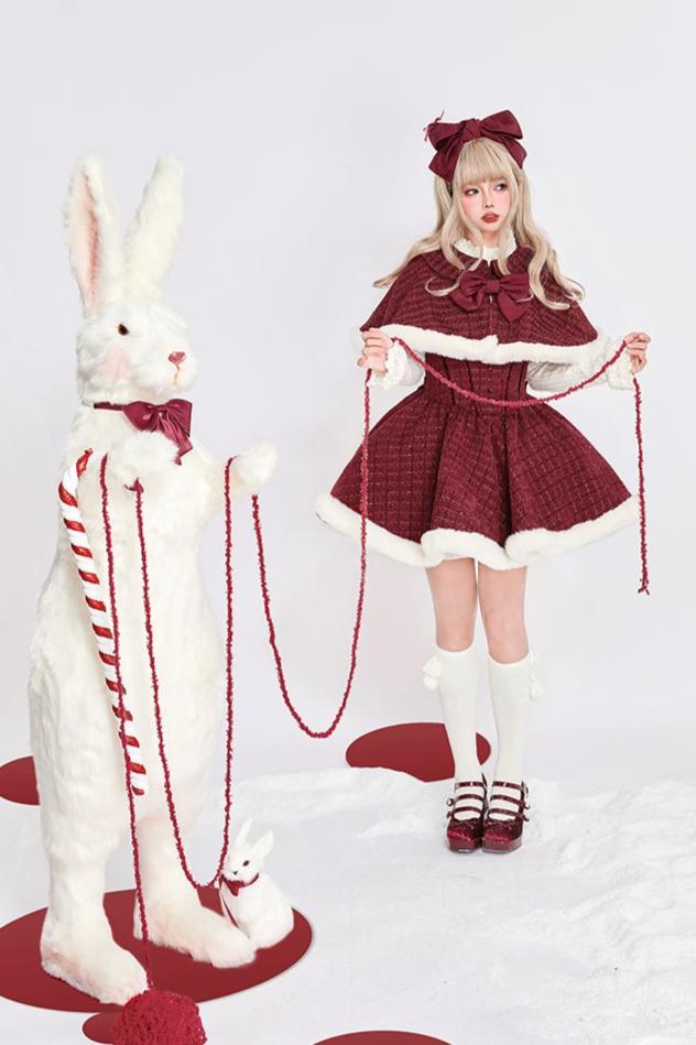 [Reserved product] First Snow Red Cape Mant Dress Suit + Pannier