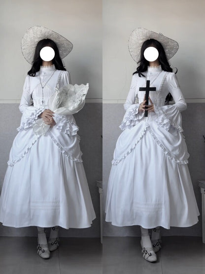 [Termine prenotazione 30 maggio] Abito gothic lolita bianco e nero con maniche svasate + sopragonna a corsetto rialzabile con croci + set completo