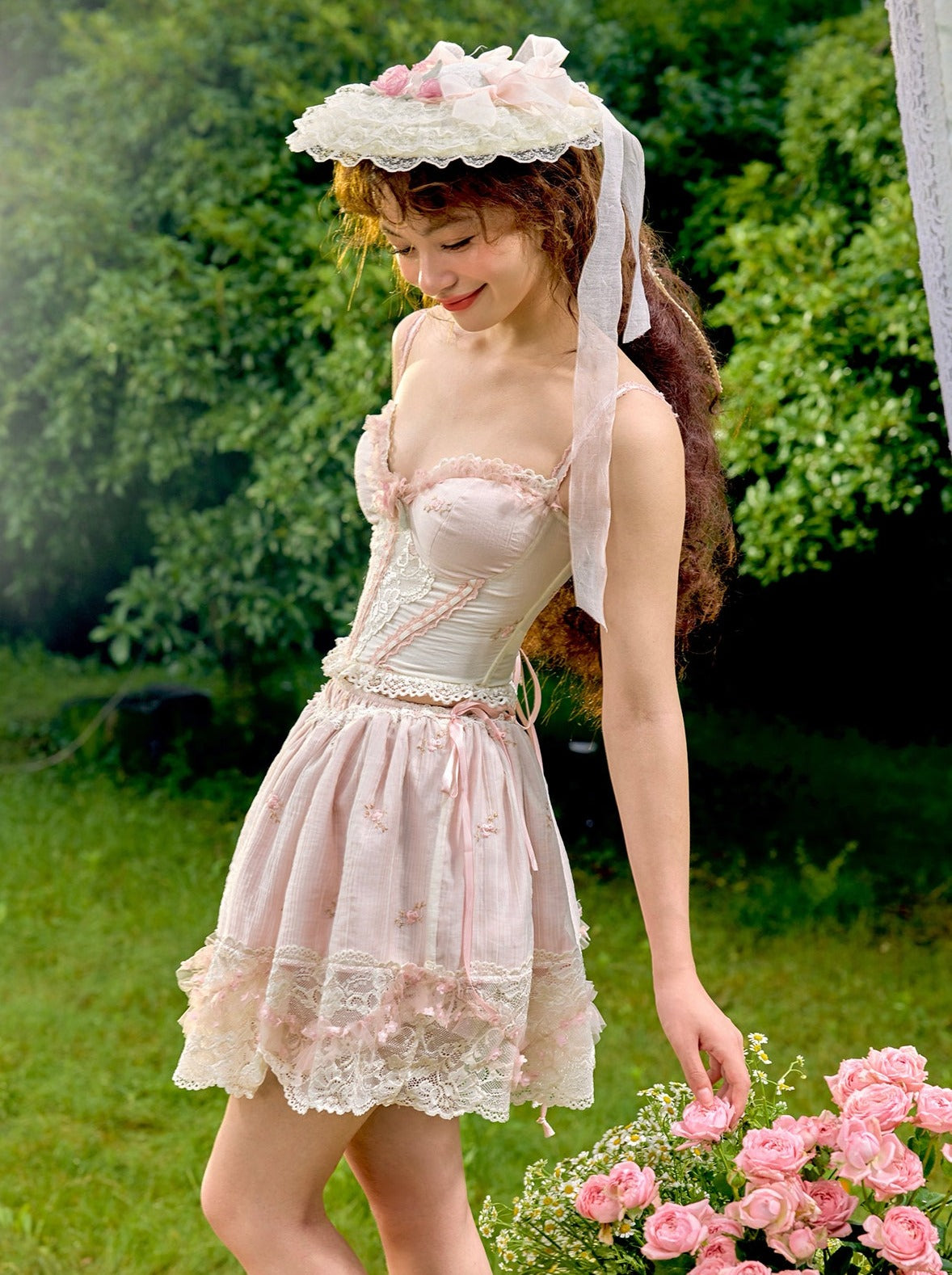 Sweet Waltz Flower Camisole With 2-Way Fishbone Skirt