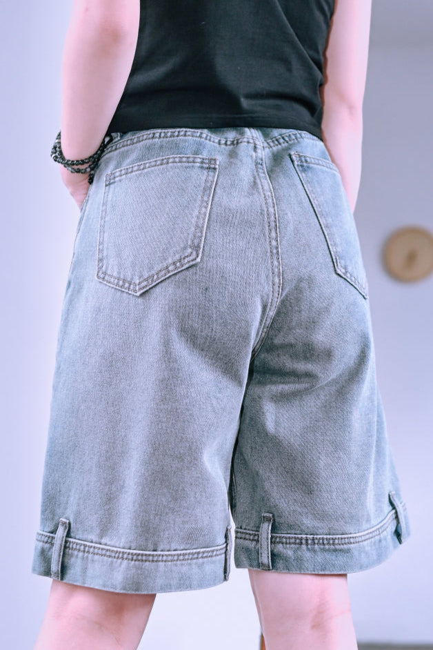 ウォッシュブルーデニムハーフパンツ