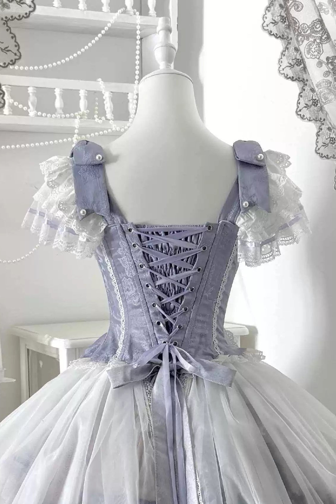 [Vorbestellschluss: 3. August] Snow on the Seine River elegantes Lolita-Schleifen-Rüschen-Korsett-Bustier+Rock mit Kunstdruck+Tüll-Überrock-Set