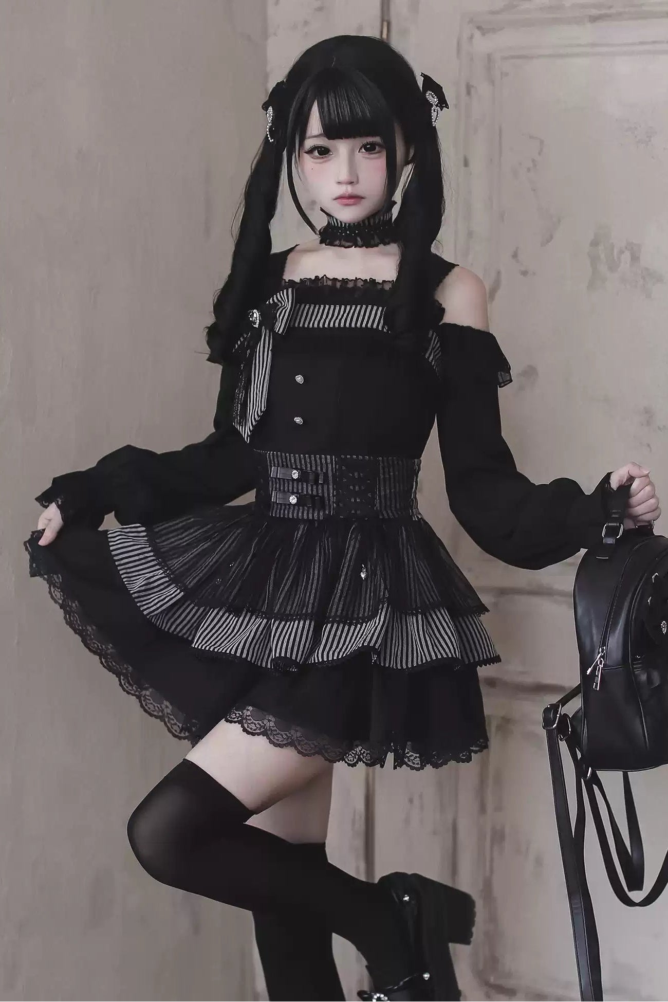 【12月6日予約締切】ブラックアンドストライプロングスリーブサストップス＋リボンケーキスカート＋チョーカー