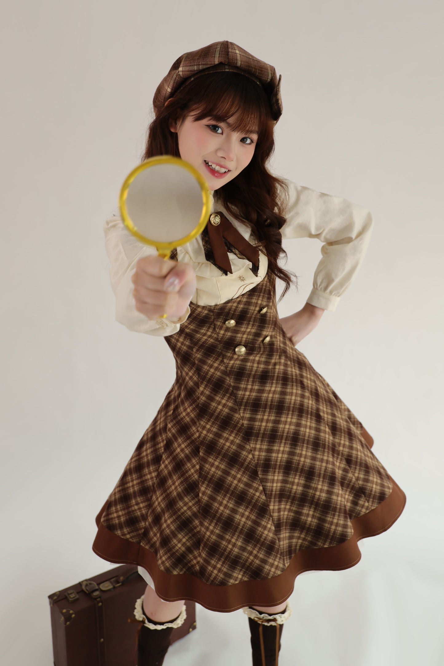 [Reservation Deadline February 3rd] Vintage Detective Series Lapel Cape + Suspender Dress + Ribbon Brooch