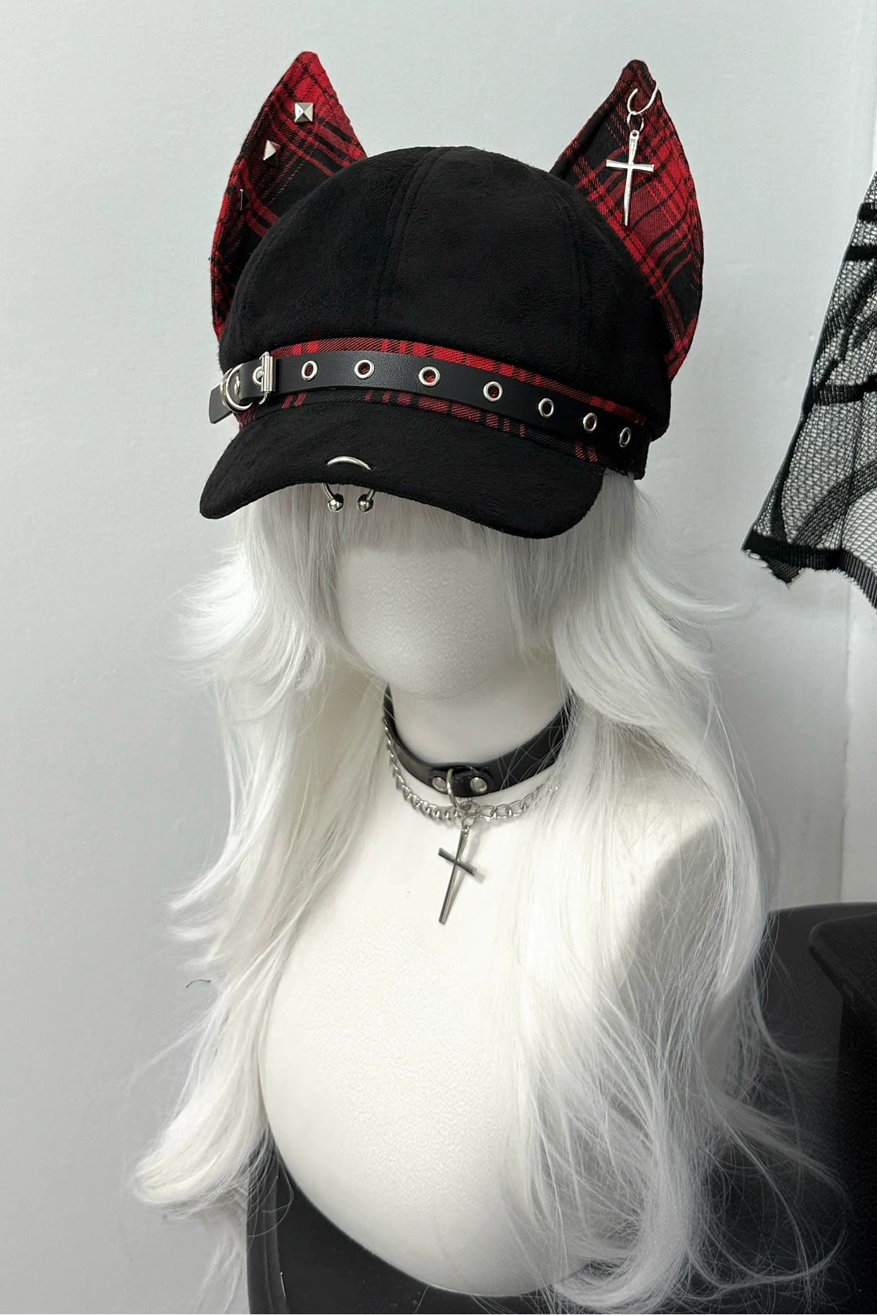 ドーベルマンチェックパンクハット