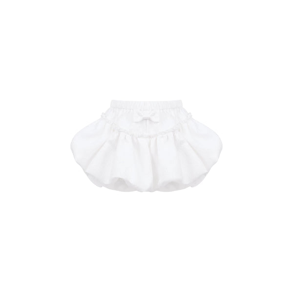 Top rosa lechoso + pantalones cortos globo