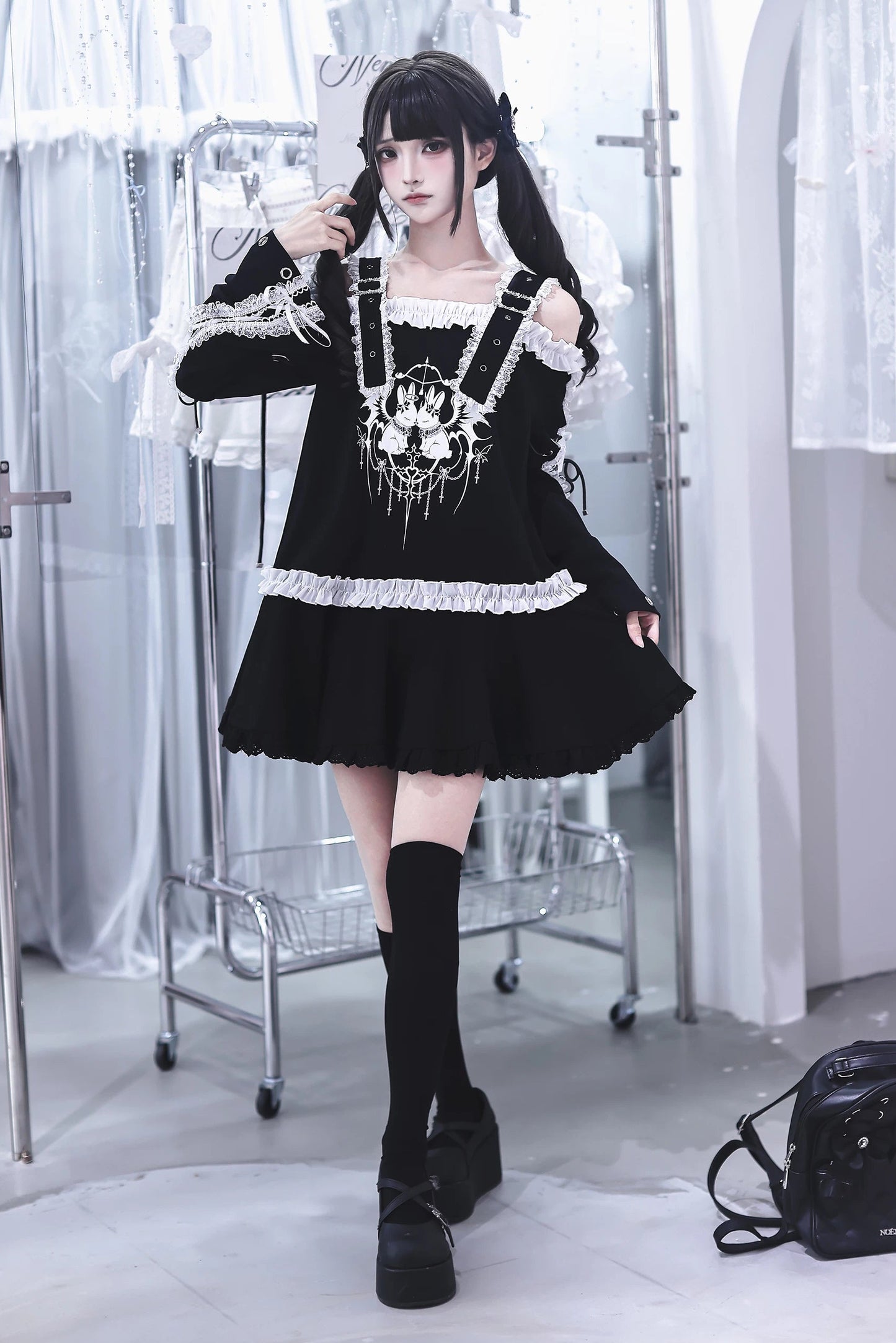 【9月15日予約締切】Dark Punk Gothic Rabbit Print Off Shoulder Long Sleeve Frill Lace Dress