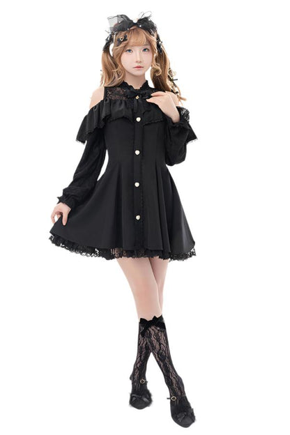 [Reservation product] Race frills off -shoulder dress