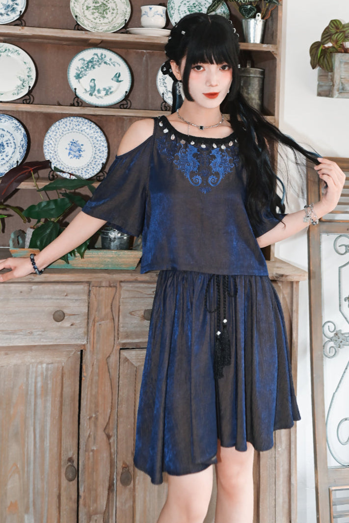 チャイナデザインオフショルダートップス+タッセルスカート