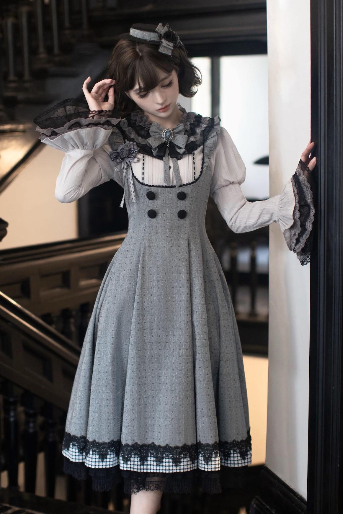 [Pre-order Deadline: May 19] Gray-Black Classic Lolita Top, JSK One-Piece & Bow Tie 3-Piece Ensemble